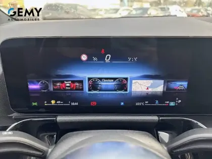 Photo 40 Mercedes GLA  200 d 8G-DCT