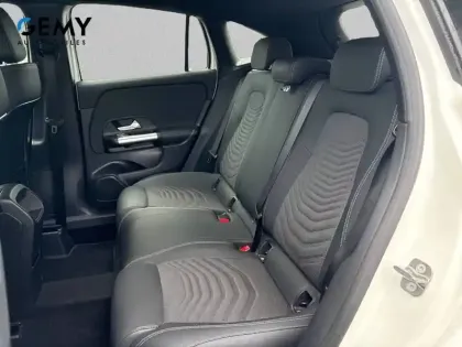 Photo 65 Mercedes GLA  200 d 8G-DCT