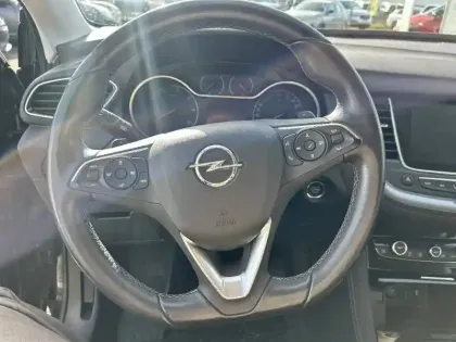 Photo 8 Opel Grandland X  Hybrid 225 ch BVA8