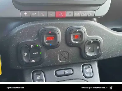 Photo 15 Fiat Panda City Cross 1.0 70 ch Hybride BSG S/S