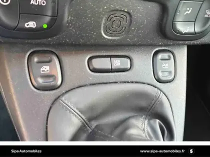 Photo 35 Fiat Panda City Cross 1.0 70 ch Hybride BSG S/S