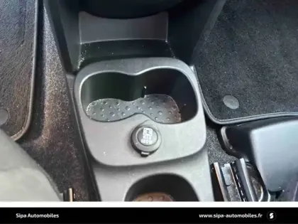 Photo 36 Fiat Panda City Cross 1.0 70 ch Hybride BSG S/S