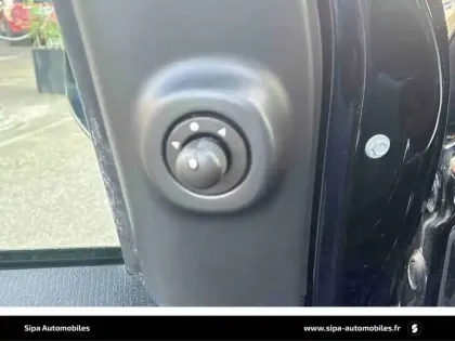 Photo 17 Fiat Panda City Cross 1.0 70 ch Hybride BSG S/S