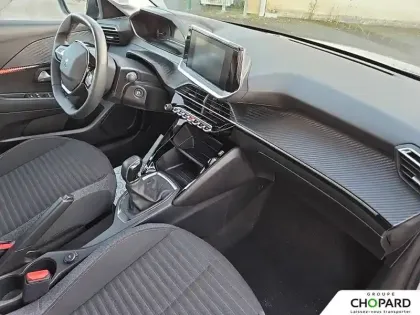 Photo 86 Peugeot 208  PureTech 75 S&S BVM5