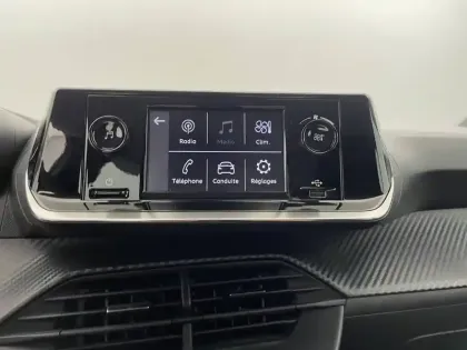 Photo 49 Peugeot 208  PureTech 75 S&S BVM5