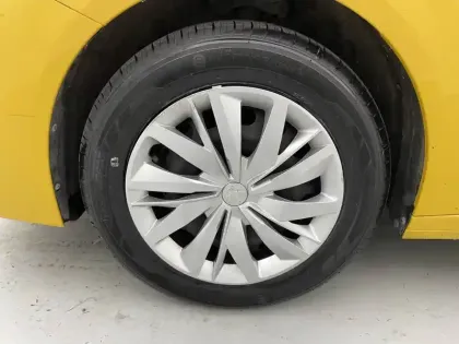 Photo 77 Peugeot 208  PureTech 75 S&S BVM5