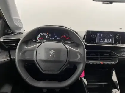 Photo 81 Peugeot 208  PureTech 75 S&S BVM5