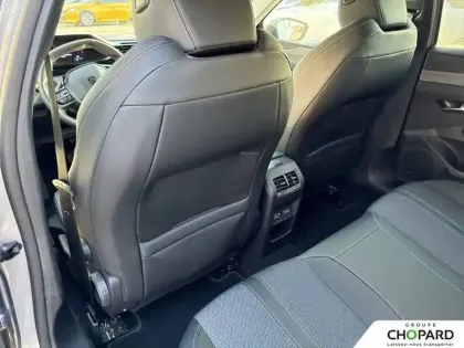 Photo 18 Peugeot 308  PureTech 130ch S&S EAT8