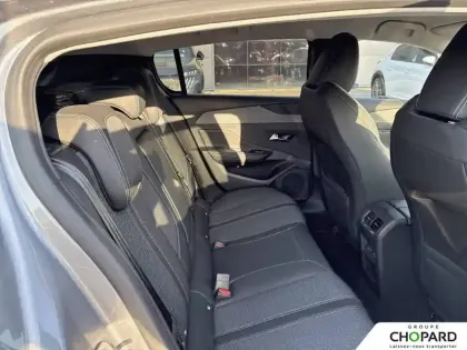 Photo 19 Peugeot 308  PureTech 130ch S&S EAT8