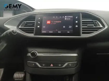 Photo 13 Peugeot 308  BlueHDi 130ch S&S EAT8