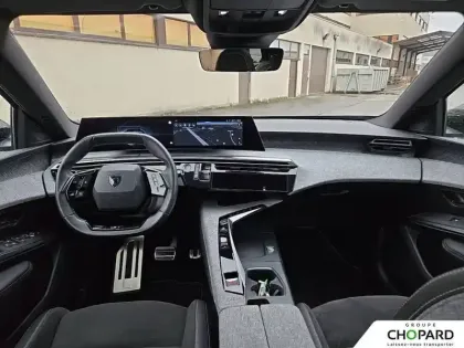 Photo 11 Peugeot 5008  Hybrid 136 e-DCS6