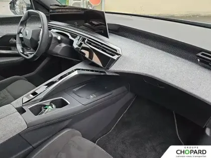 Photo 12 Peugeot 5008  Hybrid 136 e-DCS6