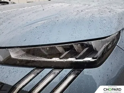 Photo 26 Peugeot 5008  Hybrid 136 e-DCS6