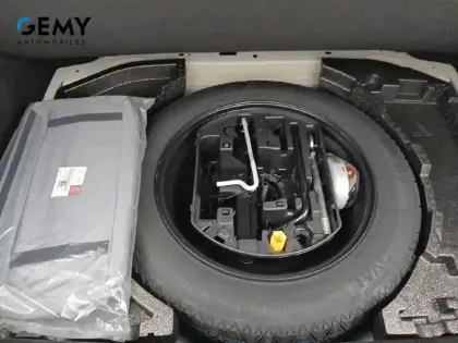 Photo 21 Peugeot 308 Gén. II Ph2 Allure 5