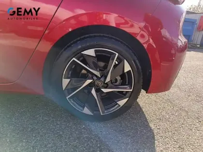 Photo 36 Peugeot 308  PureTech 130ch S&S EAT8