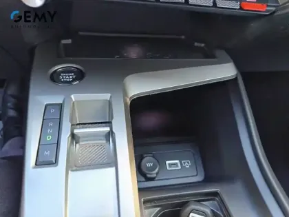 Photo 22 Peugeot 308  PureTech 130ch S&S EAT8