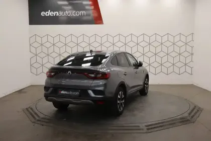 Photo 38 Renault Arkana  TCe 140 EDC FAP