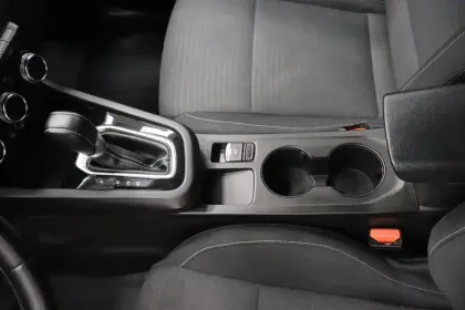 Photo 18 Renault Arkana  TCe 140 EDC FAP