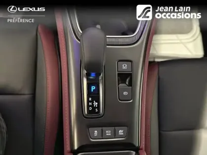 Photo 12 Lexus Lbx  2WD