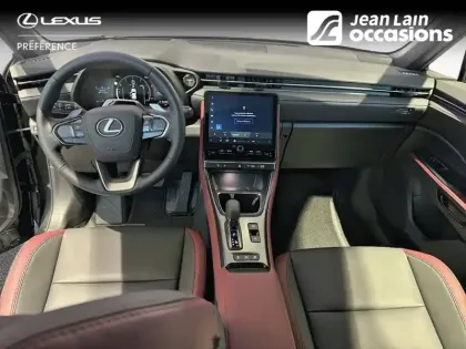 Photo 17 Lexus Lbx  2WD