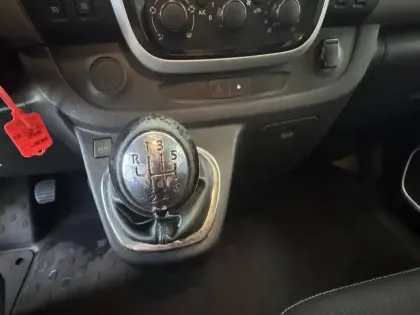 Photo 20 Renault Trafic  FGN L1H1 1000 KG DCI 125 ENERGY E6