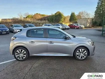 Photo 35 Peugeot 208  PureTech 75 S&S BVM5