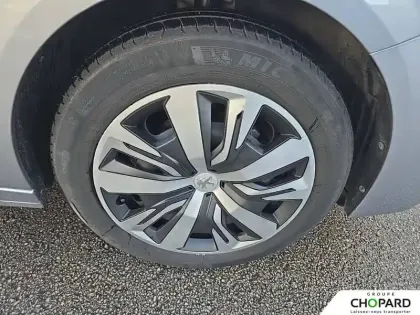 Photo 98 Peugeot 208  PureTech 75 S&S BVM5