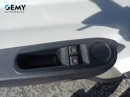 Photo 11 Renault Twingo  III 0.9 TCe 90 Energy