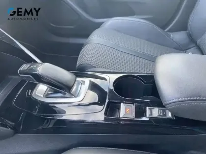 Photo 27 Peugeot 2008  Electrique 136 ch