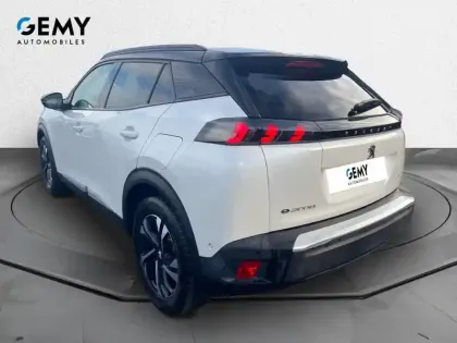 Photo 6 Peugeot 2008  Electrique 136 ch