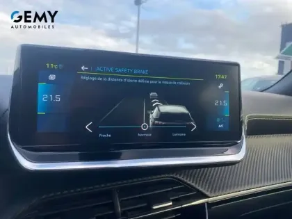 Photo 22 Peugeot 2008  Electrique 136 ch