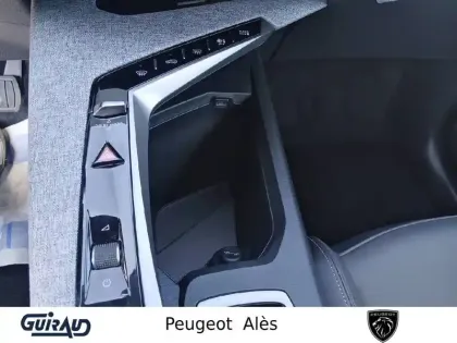 Photo 15 Peugeot 3008  Electrique 210 ch 73 kWh