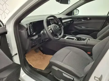 Photo 39 Renault Austral  E-Tech hybrid 200