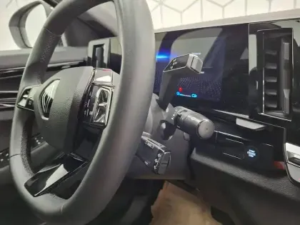 Photo 92 Renault Austral  E-Tech hybrid 200