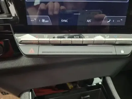 Photo 78 Renault Austral  E-Tech hybrid 200