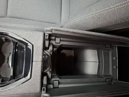 Photo 35 Renault Austral  E-Tech hybrid 200