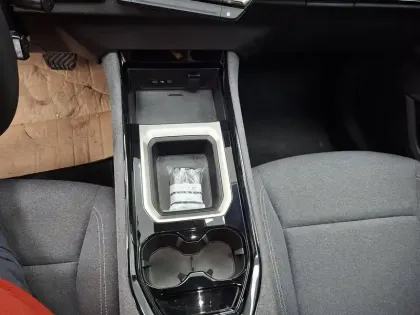 Photo 34 Renault Austral  E-Tech hybrid 200