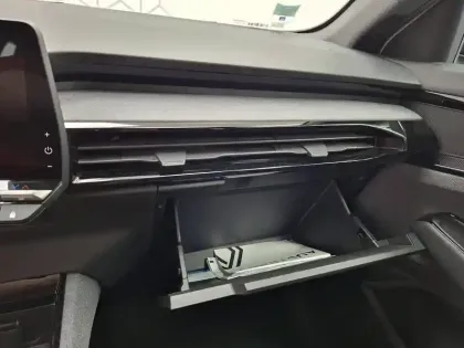 Photo 84 Renault Austral  E-Tech hybrid 200