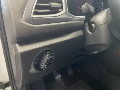 Photo 12 Volkswagen T-roc  2.0 TDI 116 Start/Stop BVM6