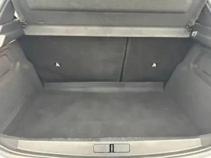 Photo 35 Peugeot 208 Gén. II Ph1 NG Style 5