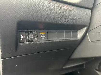 Photo 28 Peugeot 208  Electrique 50 kWh 136ch