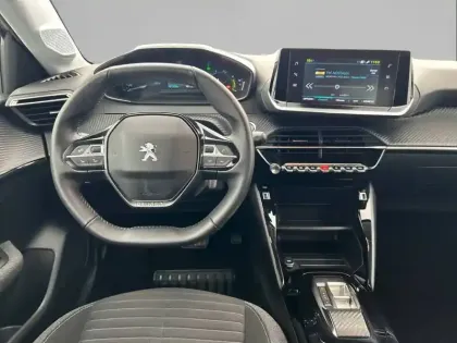 Photo 7 Peugeot 208  Electrique 50 kWh 136ch