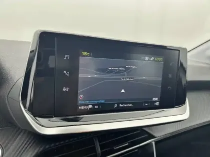 Photo 23 Peugeot 208  Electrique 50 kWh 136ch