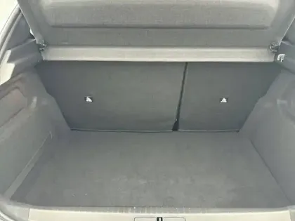 Photo 5 Peugeot 208  Electrique 50 kWh 136ch