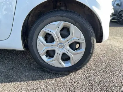 Photo 19 Renault Twingo  III Achat Intégral - 21