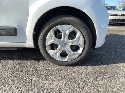 Photo 20 Renault Twingo  III Achat Intégral - 21