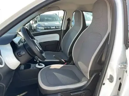 Photo 8 Renault Twingo  III Achat Intégral - 21