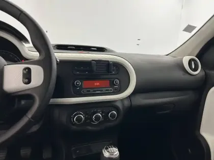 Photo 48 Renault Twingo  III SCe 65 - 21