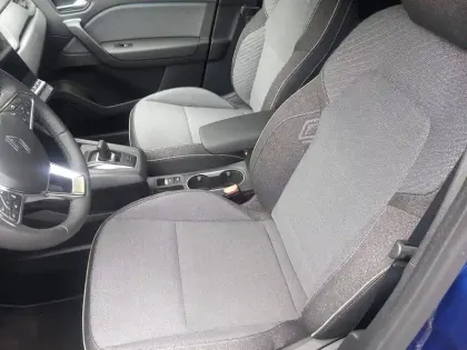 Photo 42 Renault Captur  E-Tech full hybrid 160 ch