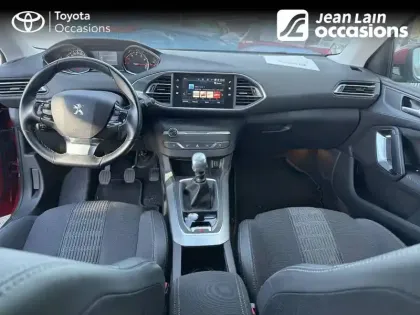 Photo 17 Peugeot 308  PureTech 130ch S&S EAT8